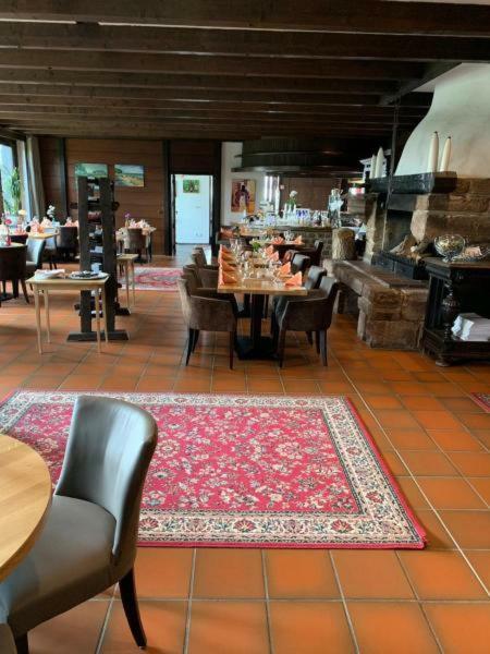 Burg Wassenberg Hotel ภายนอก รูปภาพ
